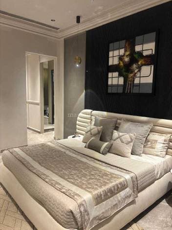 3 BHK 1285 Sqft Flat For Sale in Lokhandwala Complex Andheri West, Mumbai